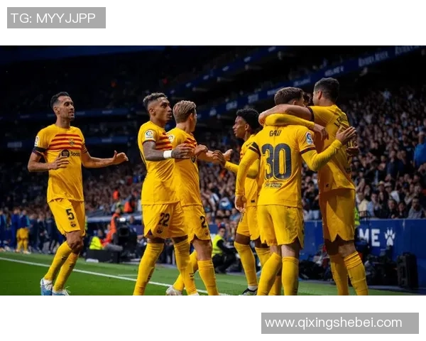 足球巨星风采全景:从绿茵场到世界巅峰的辉煌历程与传奇故事